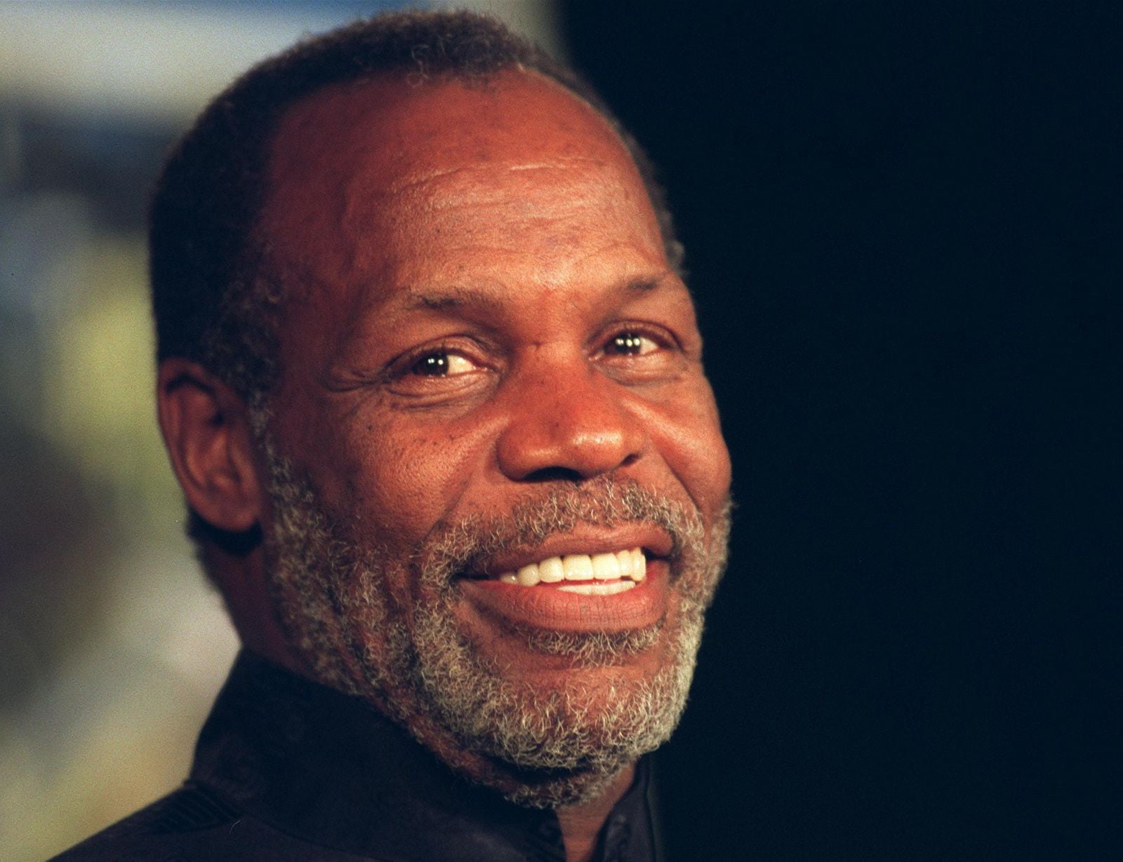 Danny Glover Chatbot - Socialdraft